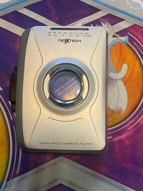 Vintage Nexxtech Portable AM/FM Cassette Player *AS IS UNTESTED*